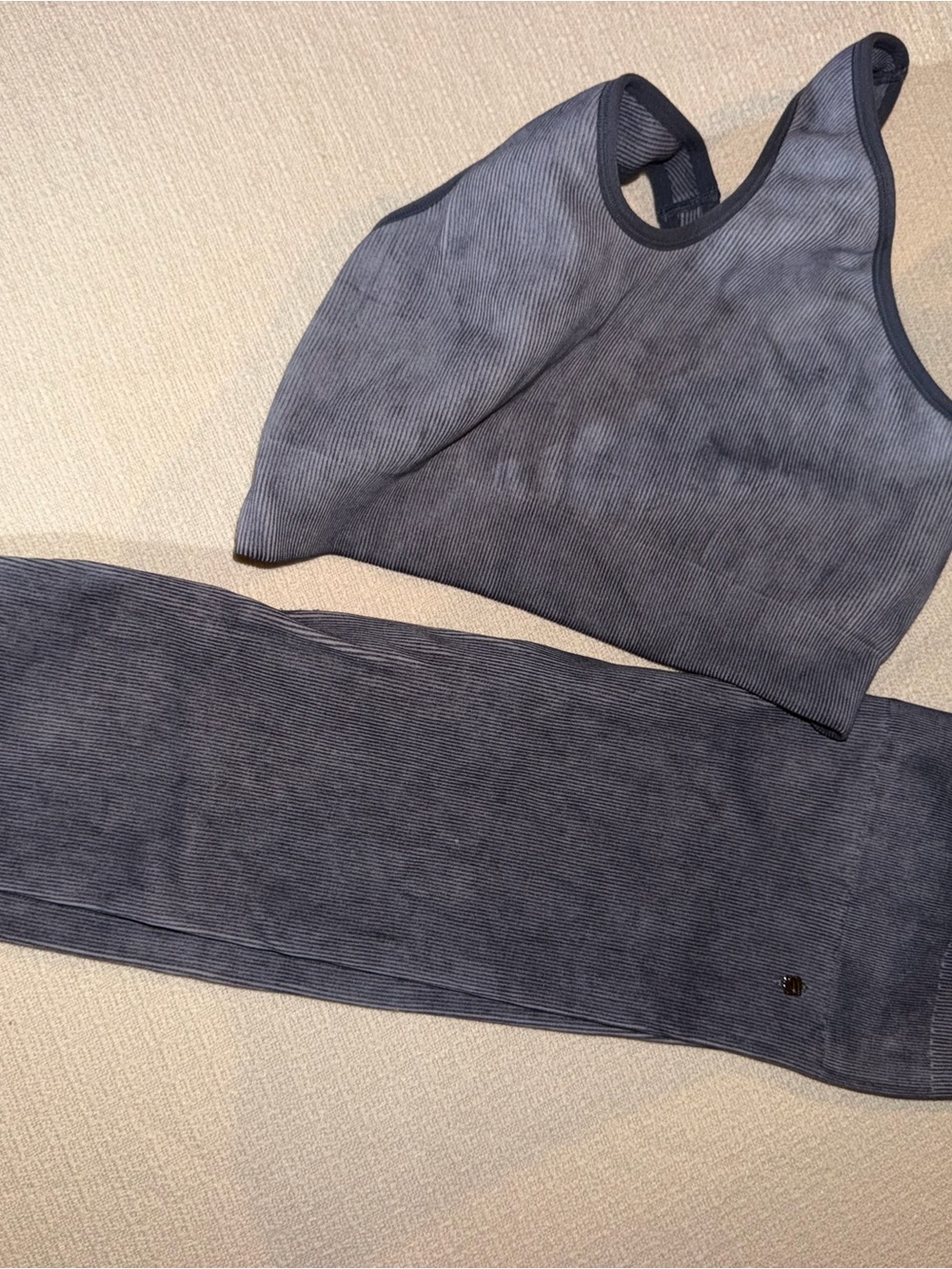 Ribbed High-Waist Women's Fabletics Set in Charcoal Gray